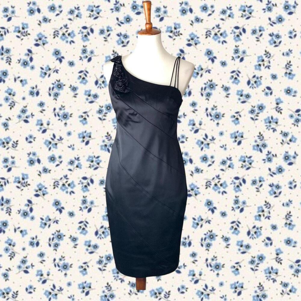 Black one shoulder Cocktail Dress Size 6